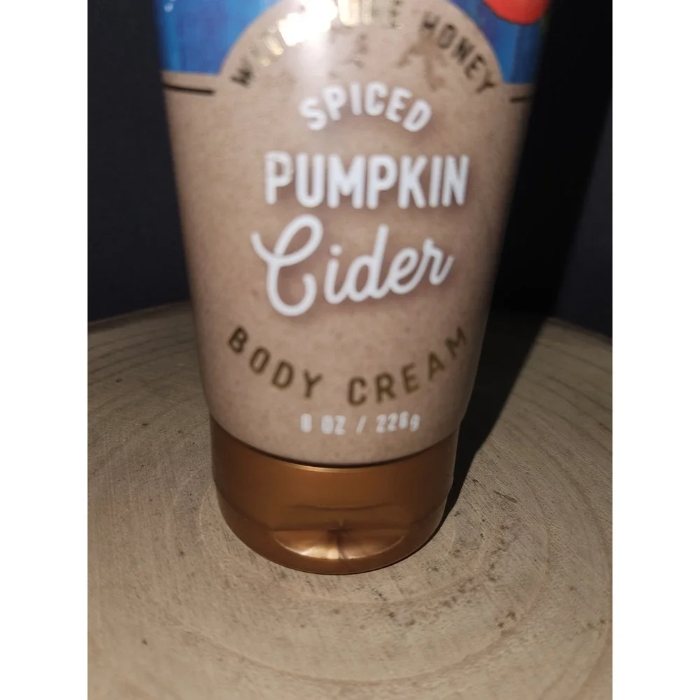 Bath & Body Works bath body